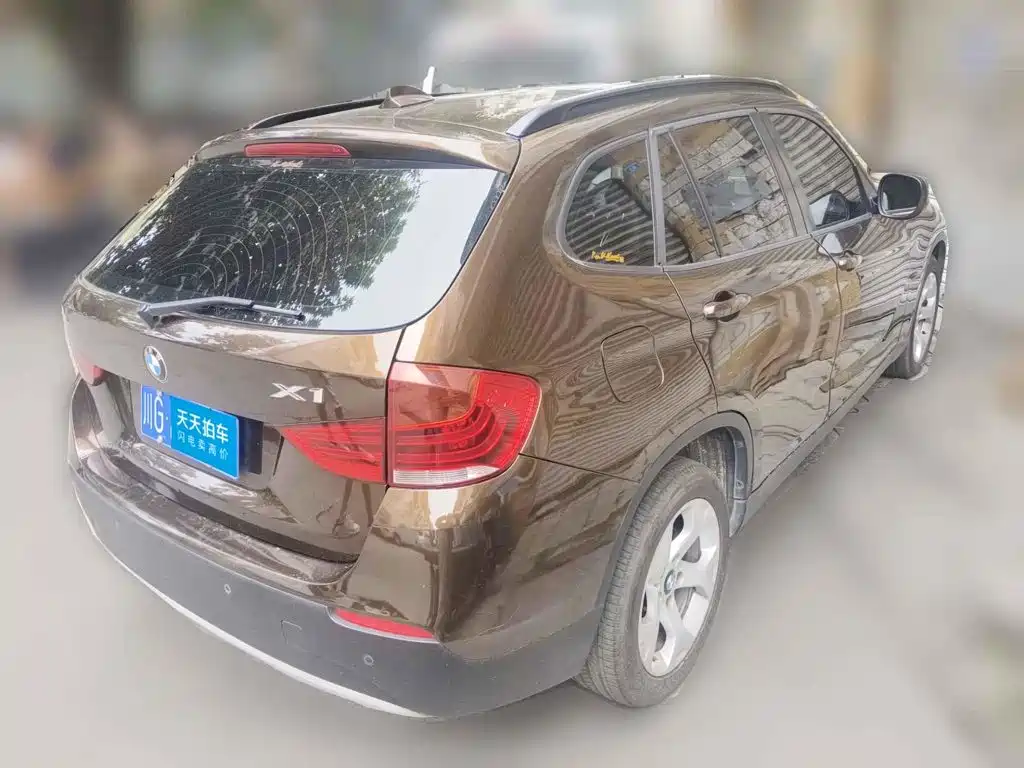 Фото 2 - BMW X1 (Import)