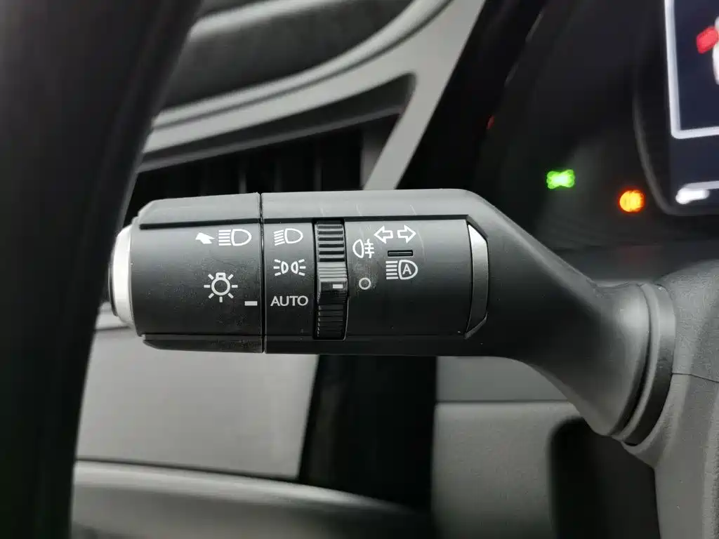 Lexus ES, миниатюра 21