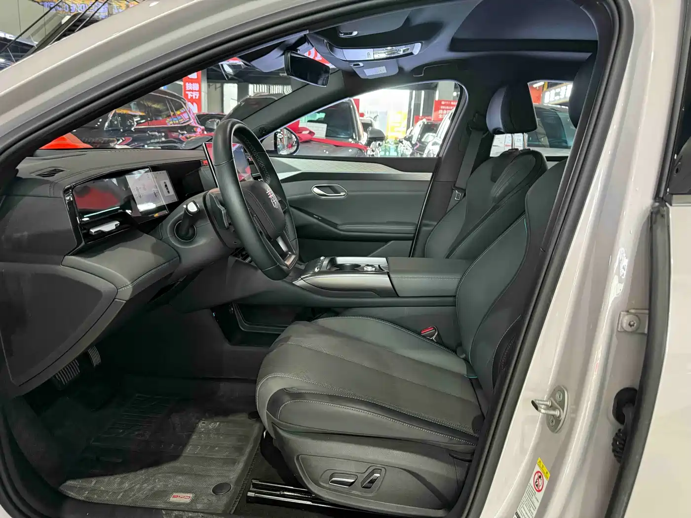 BYD Qin L 2025 EV 545KM Cloud Chariot Edition фото 4