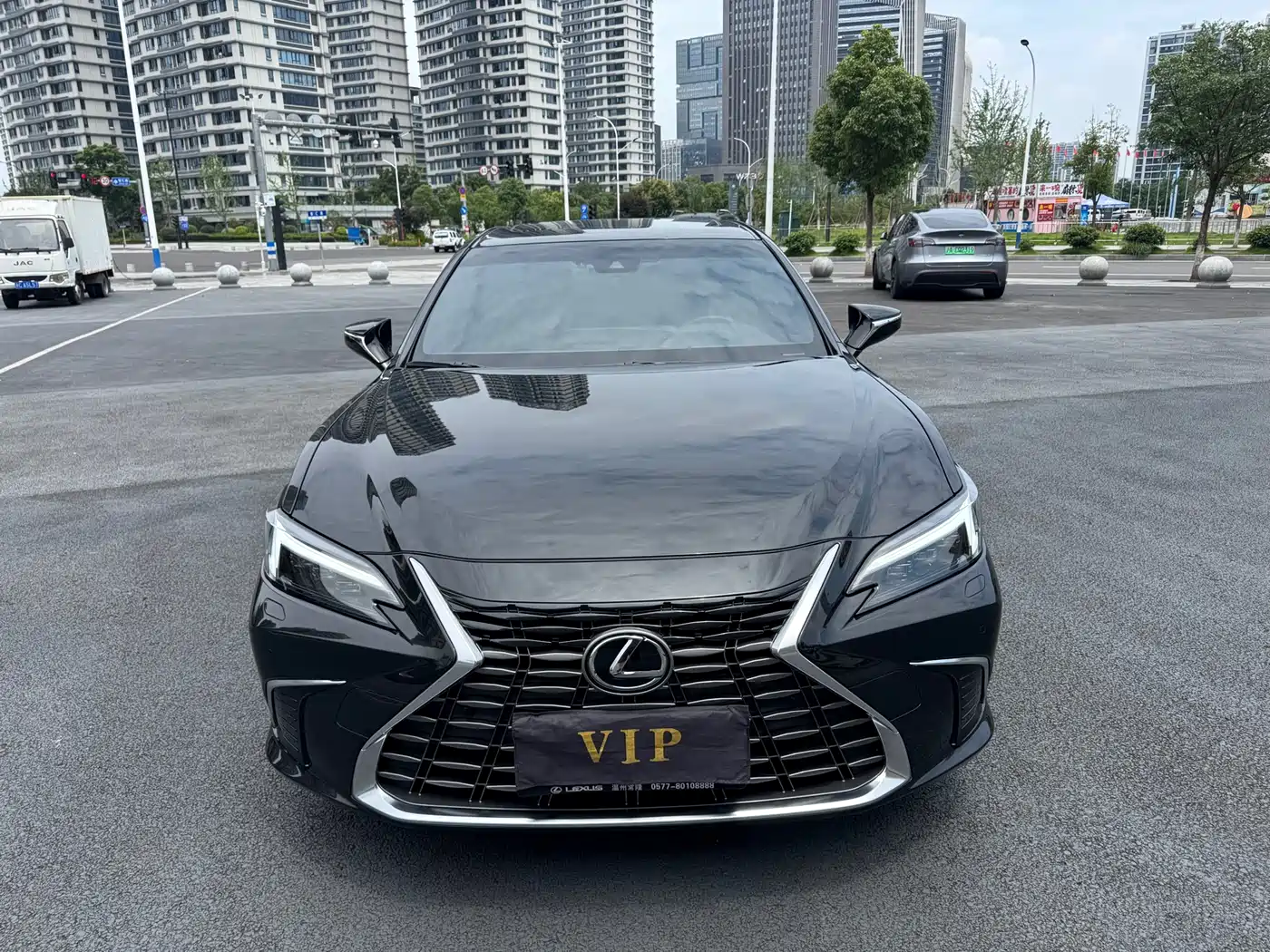 Lexus ES 2026 2025 300h Ultimate Edition