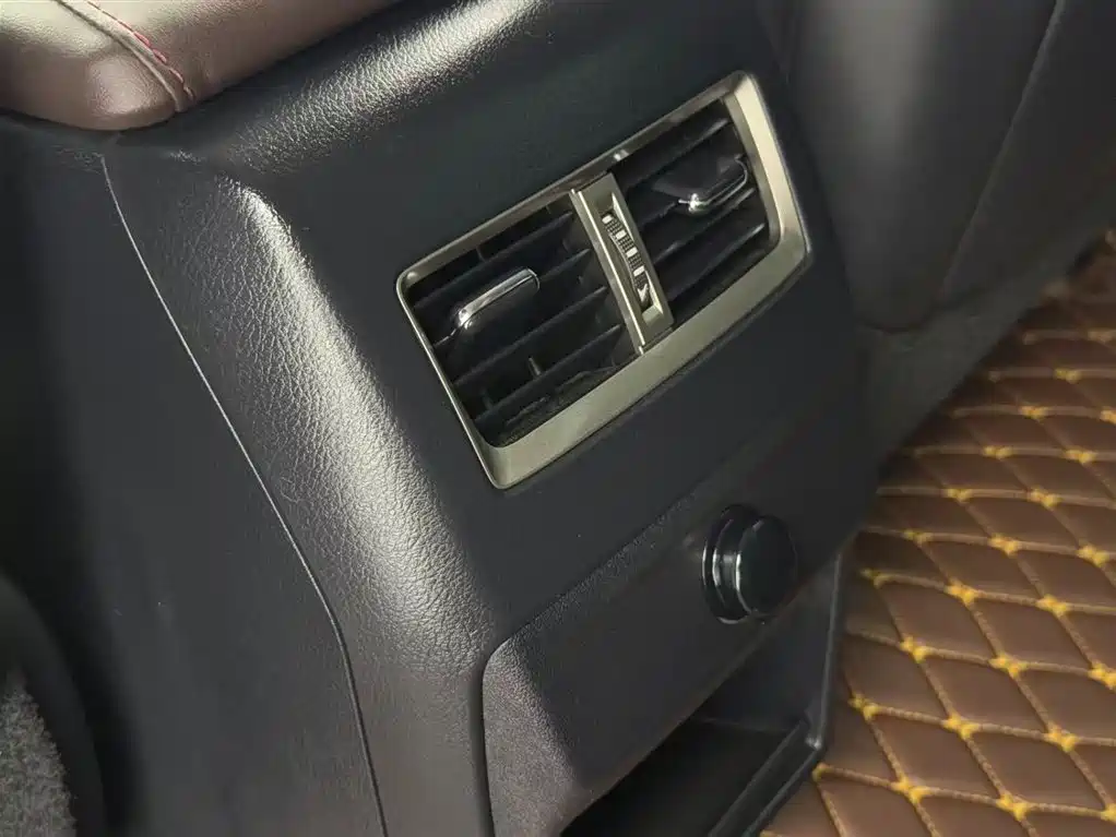 Lexus RX 2016 300 4WD Elegance Edition (China V) фото 14