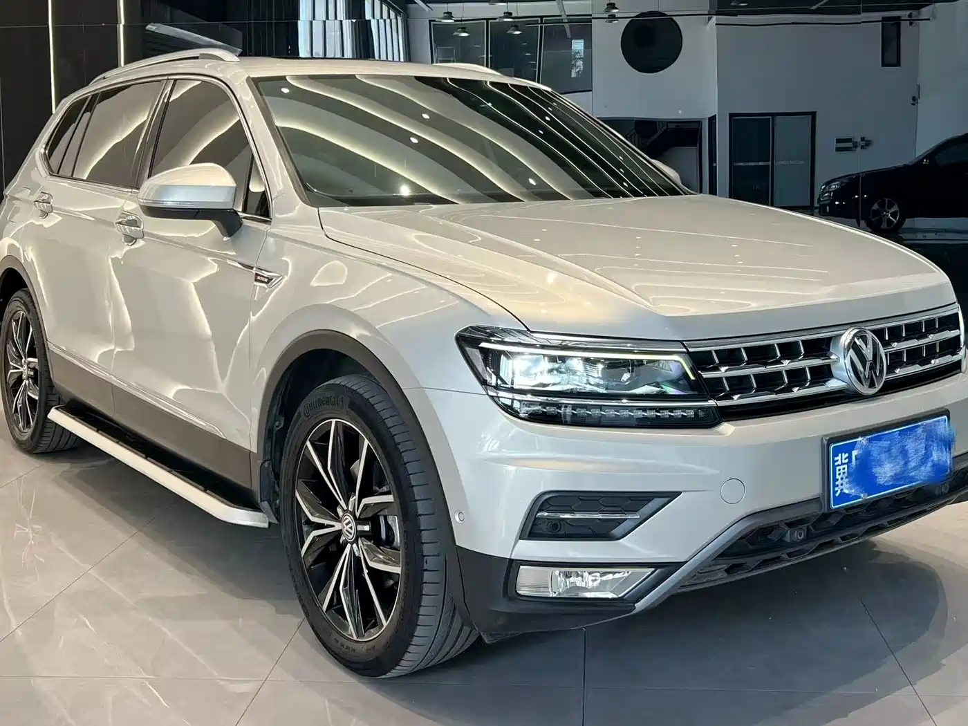 Volkswagen Tiguan L 2019 380TSI Auto AWD Smart Luxury Edition China V фото 3