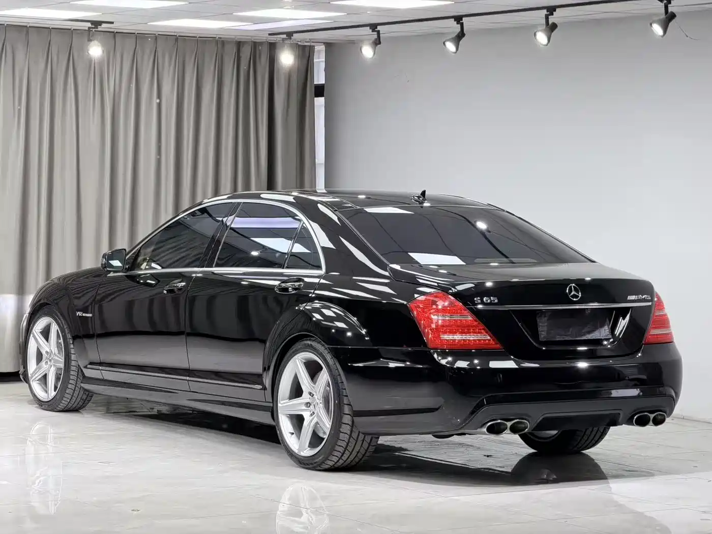 Mercedes-Benz S-Class AMG 2010 AMG S 65 фото 13