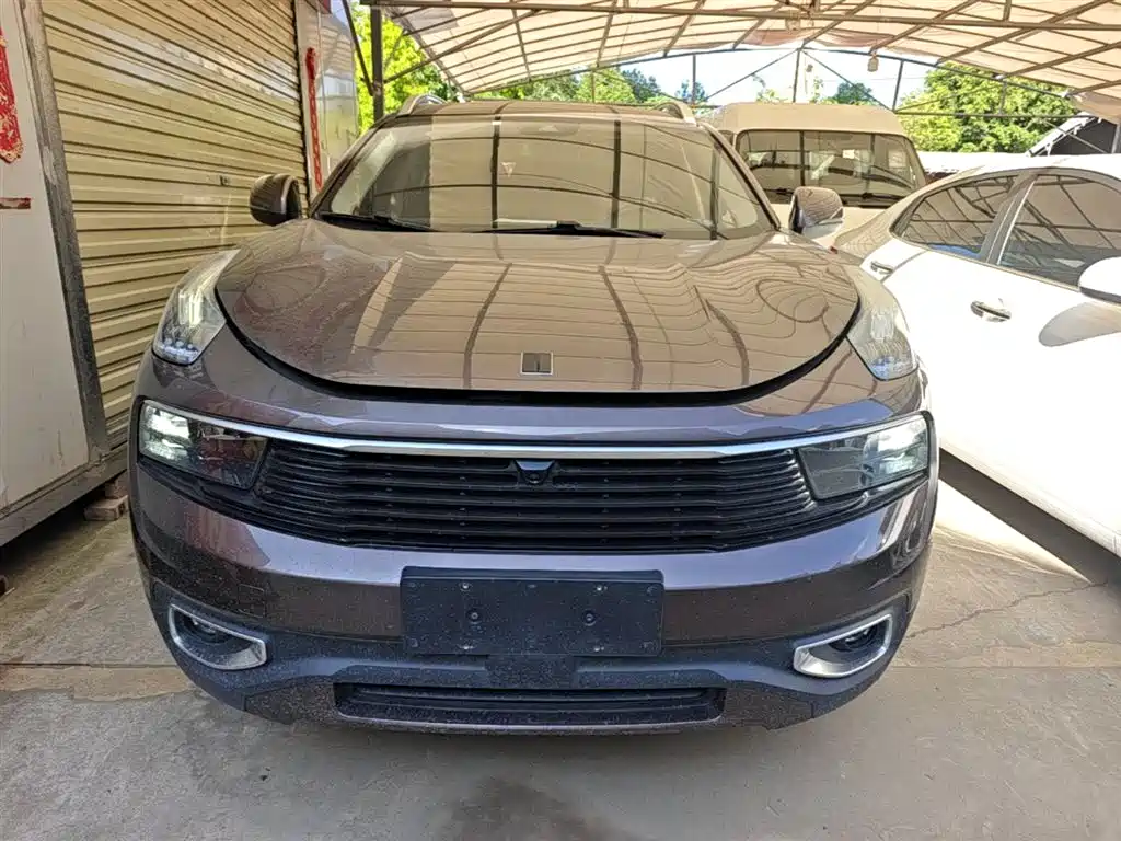 Lynk & Co 01 2019 2.0T 2WD Type Pro Version China V фото 3