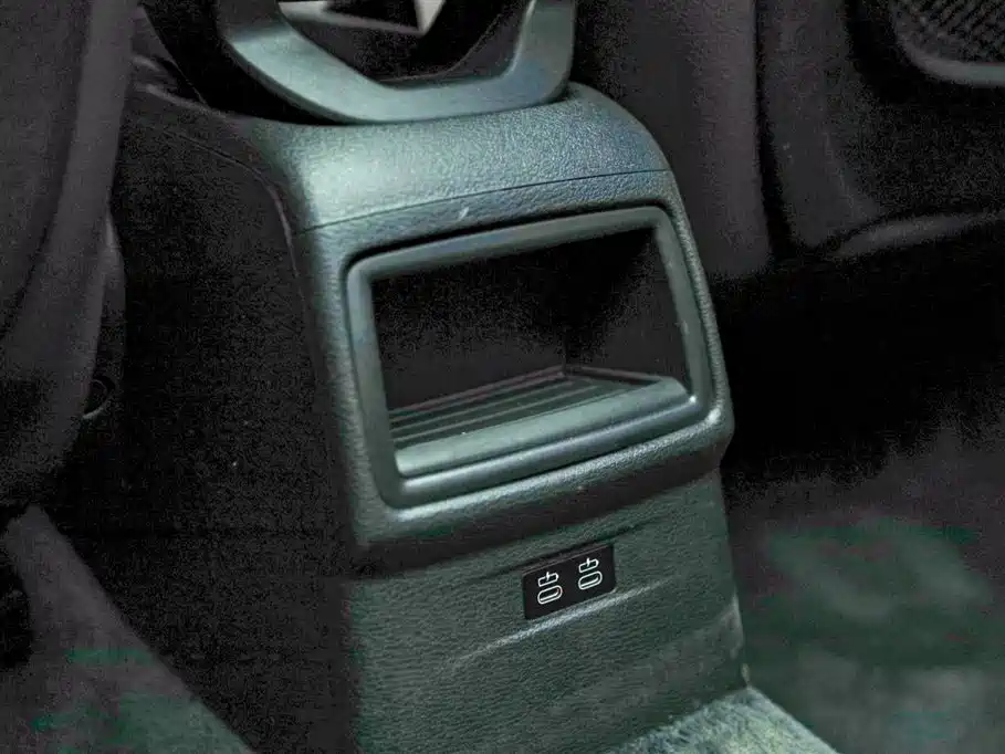 BMW X1 2022 sDrive20Li Fashion фото 20