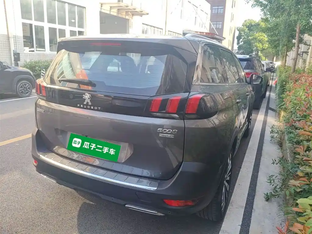 Peugeot 5008 2019 400THP 7-Seat Flagship Luxury Edition фото 5