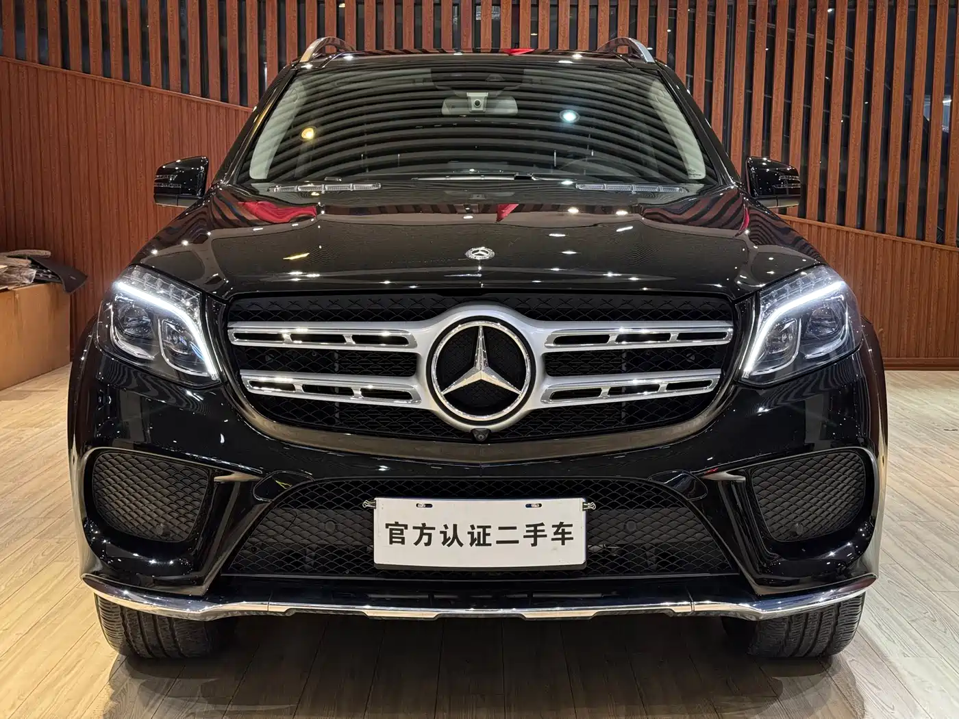 Mercedes-Benz GLS 2019 GLS 400 4MATIC Dynamic Collector's Edition фото 2