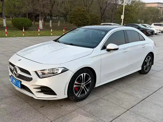 MERCEDES-BENZ A CLASS