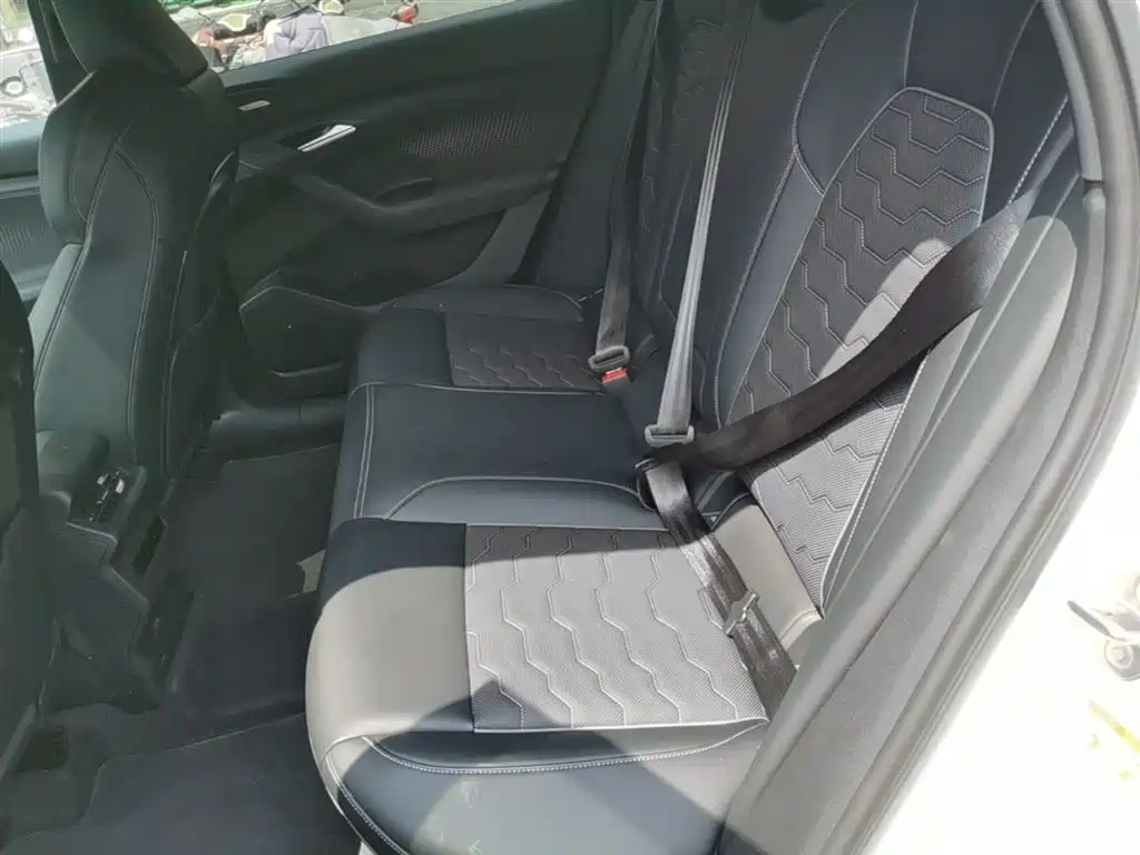 Audi Q6L e-tron 2025 Model Pioneer Edition фото 24