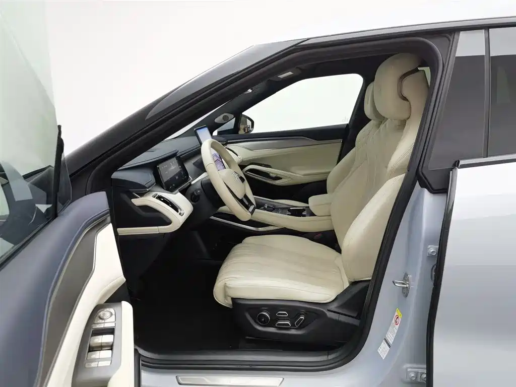 BYD Song L EV 2024 Model 662km Excellence фото 10