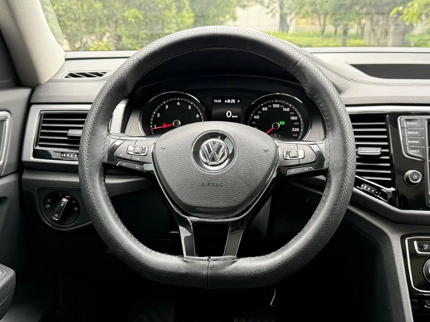 Volkswagen Teramont 2017 380TSI 4WD Luxury Edition фото 14