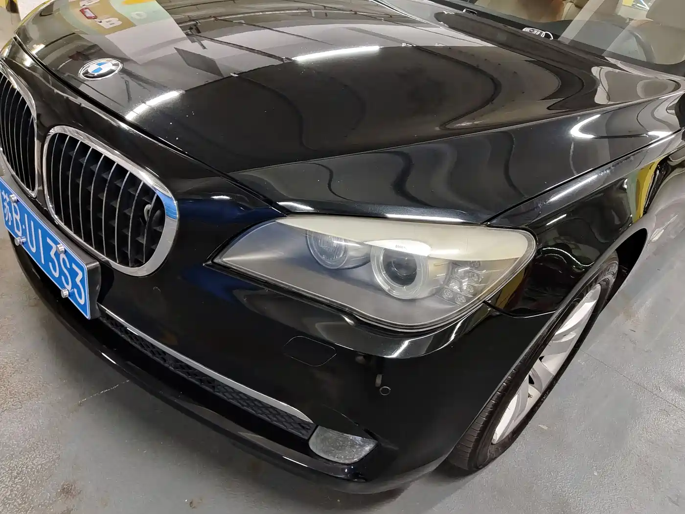 BMW 7 Series 2009 Model 740Li Leading Edition фото 14