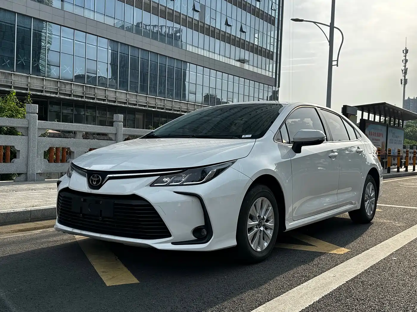 Toyota Corolla 2023 1.2T Pioneer Edition фото 3
