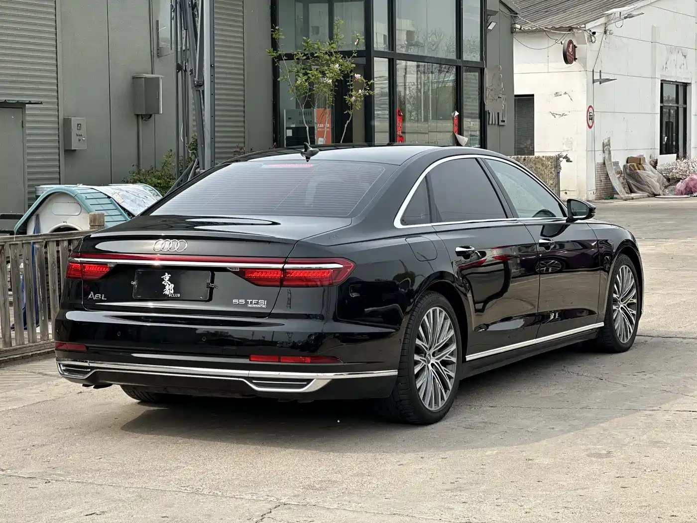 Audi A8 2018 A8L 55 TFSI quattro Luxury фото 4