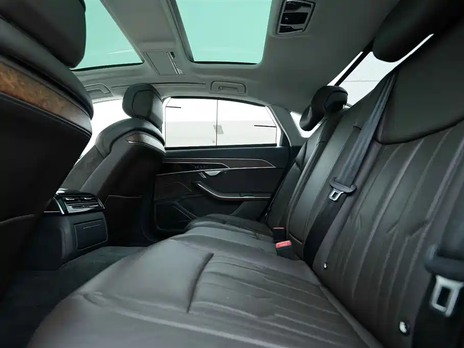 Audi A8 2019 A8L 50 TFSI quattro Luxury фото 20