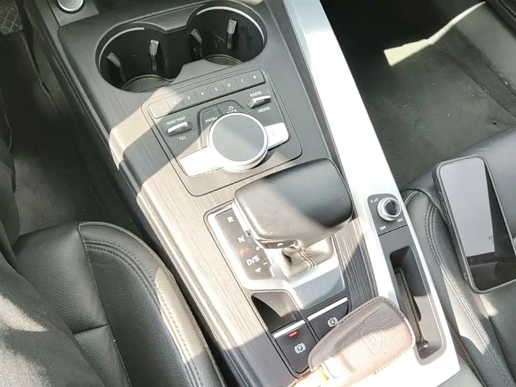 Audi A4L 2019 40 TFSI Fashion (China V) фото 14