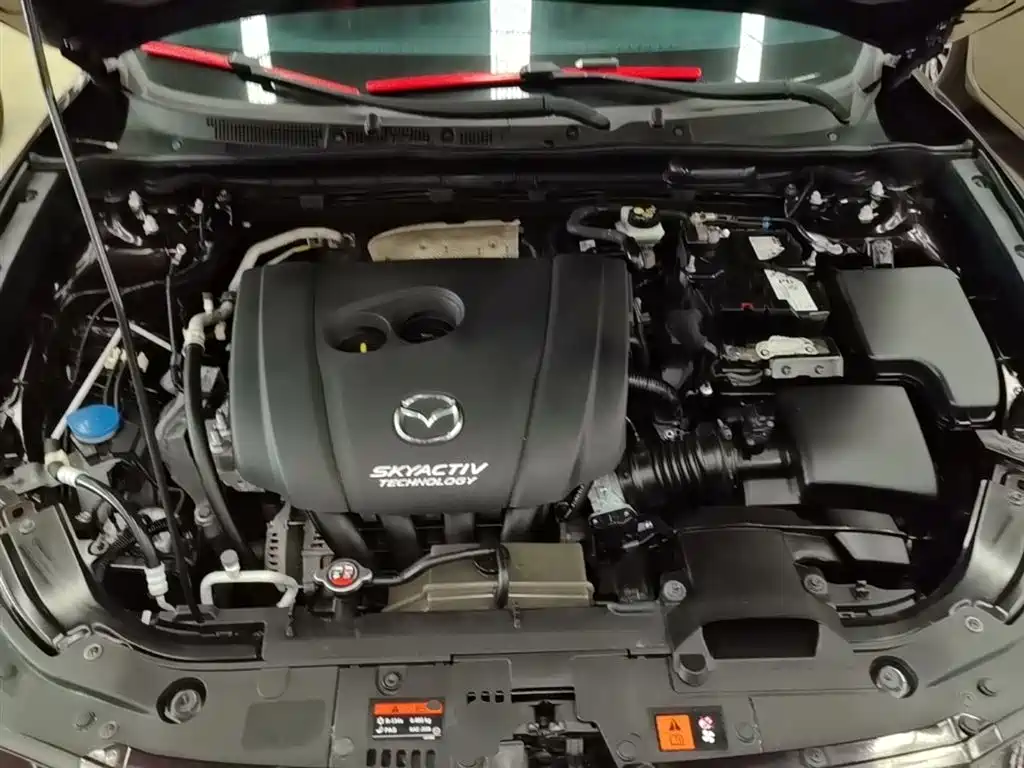 Фото 20 - Mazda CX-4