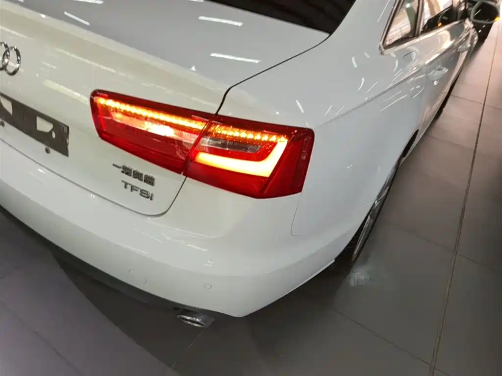 Audi A6L 2015 TFSI Millionth Anniversary Intelligent Leader Type фото 8