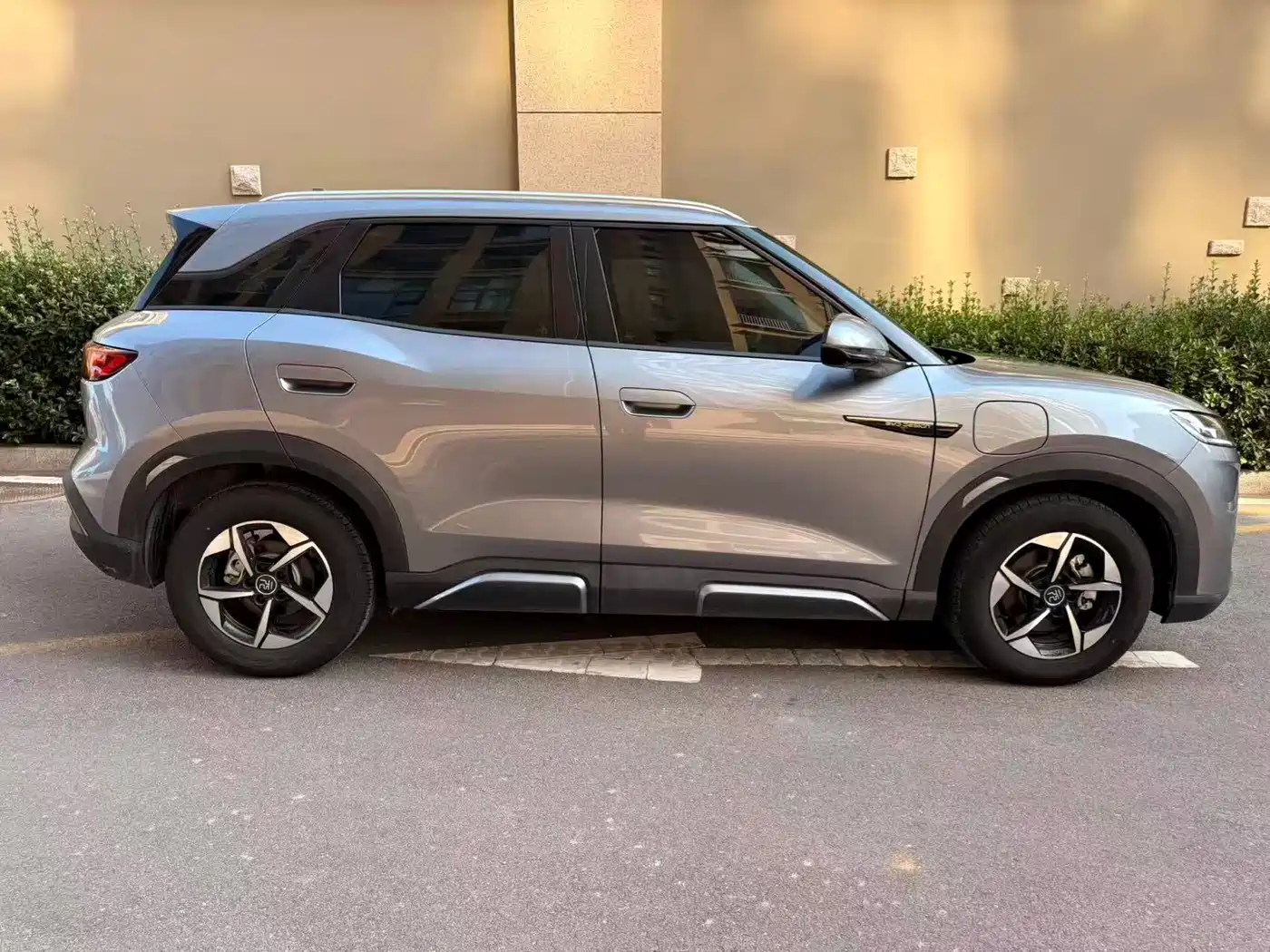 BYD Yuan UP 2024 401KM Surpass Edition фото 13