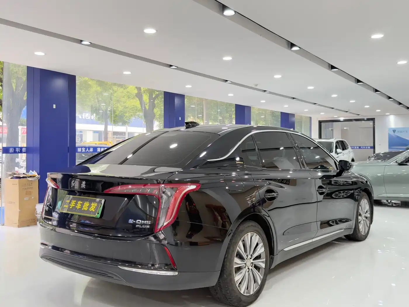 Hongqi E-QM5 2024 560km PLUS фото 7