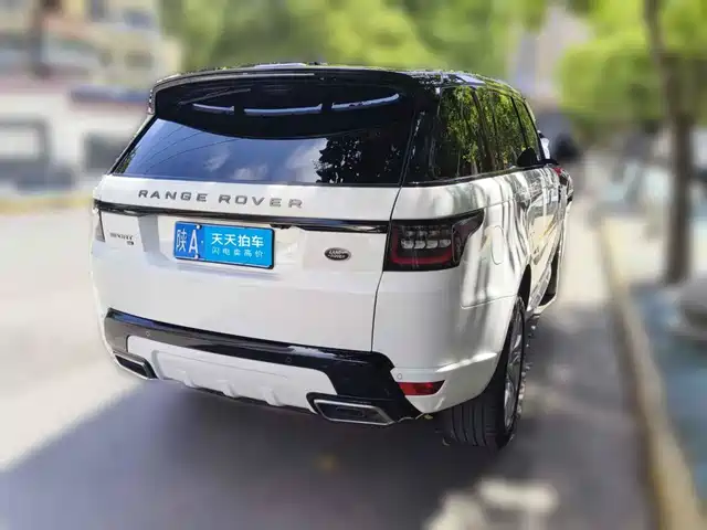 Land Rover Range Rover Sport 2020 3.0 L6 HSE DYNAMIC — фото 2
