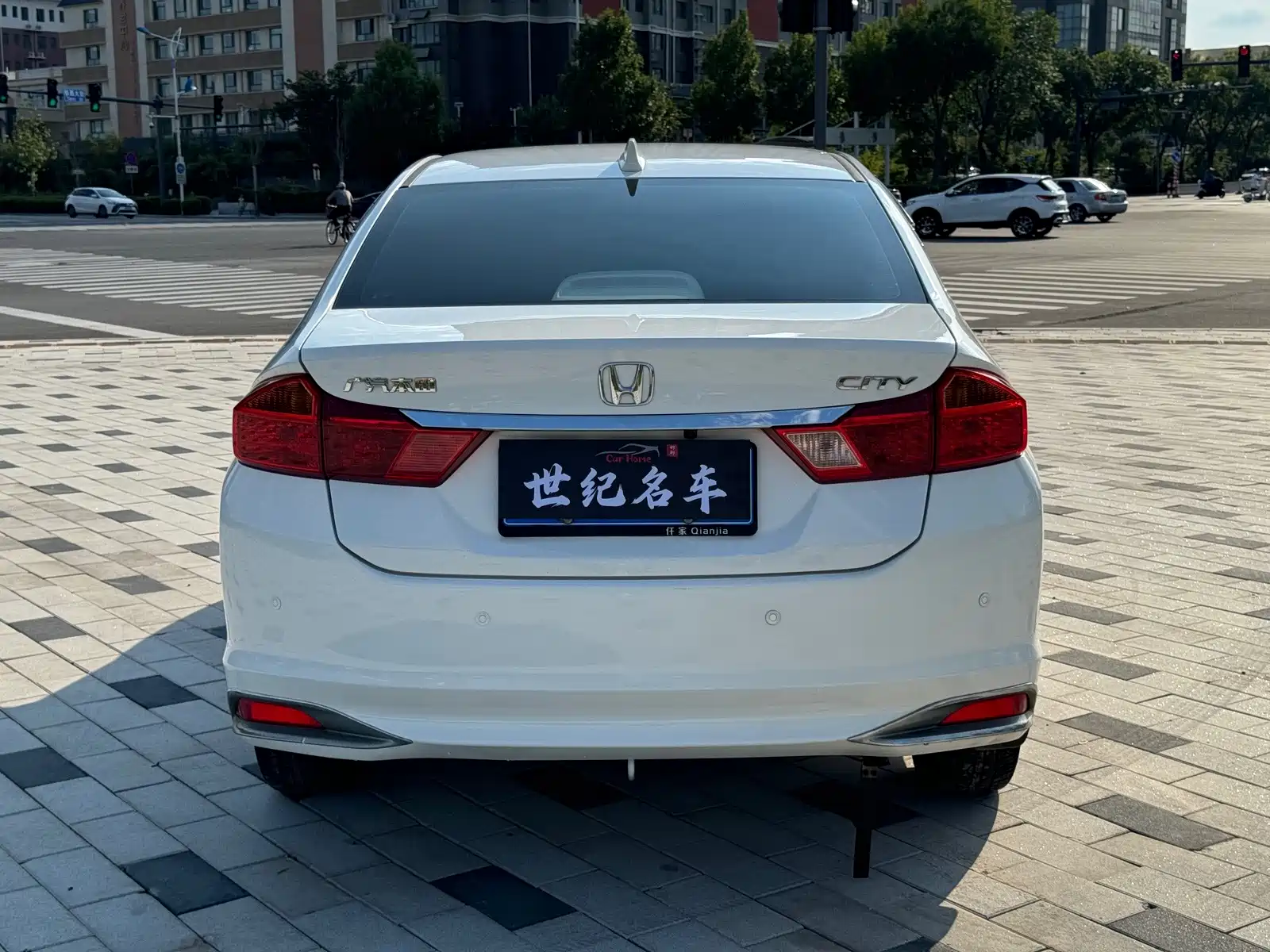 Фото 8 - Honda City