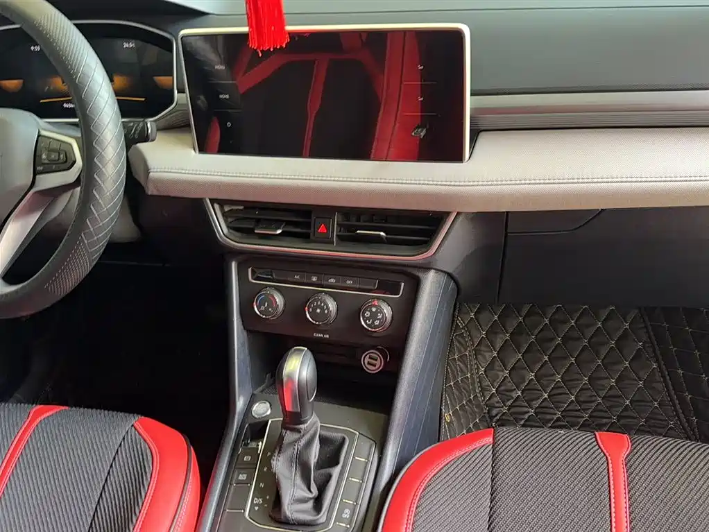 Volkswagen Tharu 2023 300TSI 2WD New Moon Edition фото 7