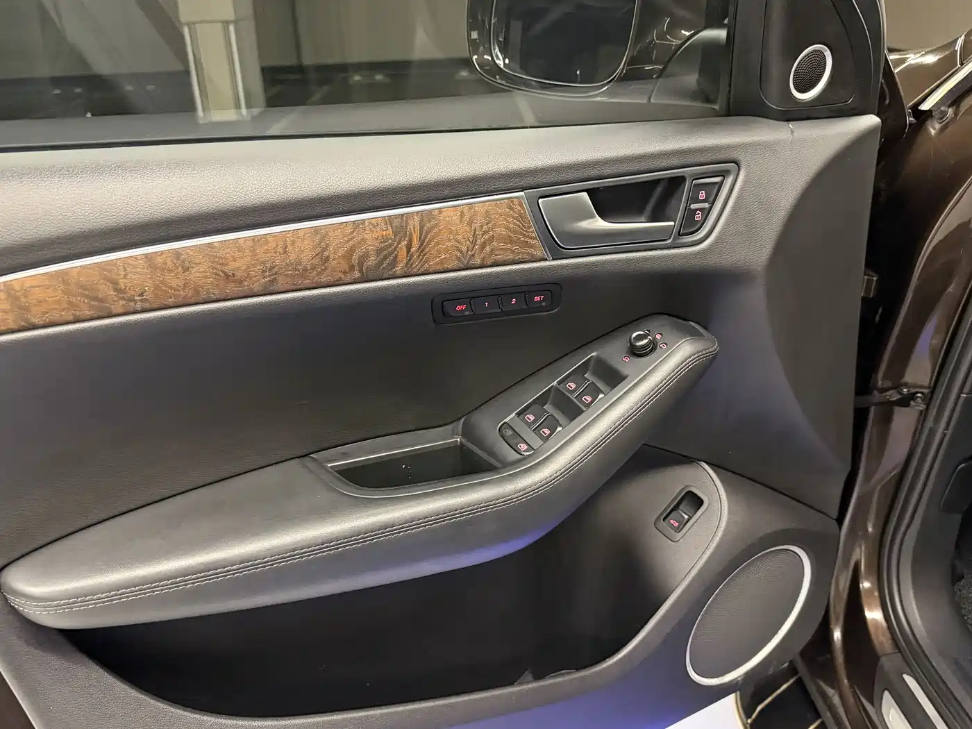 Audi Q5 (Import) 2010 3.2FSI Off-road Edition фото 6