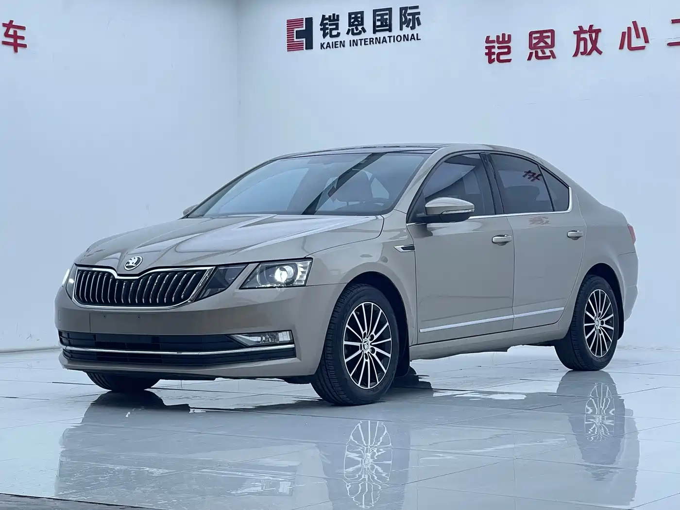 Škoda Octavia 2018 1.6L Automatic Luxury
