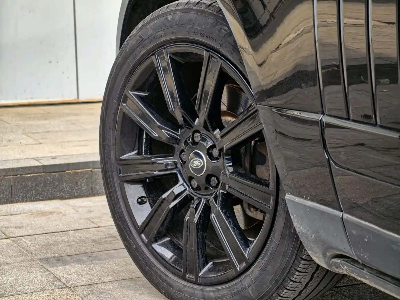 Land Rover Range Rover 2015 3.0 SC V6 Obsidian Limited Edition фото 21