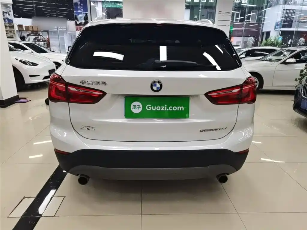 BMW X1 2019 sDrive20Li Leading Model фото 6