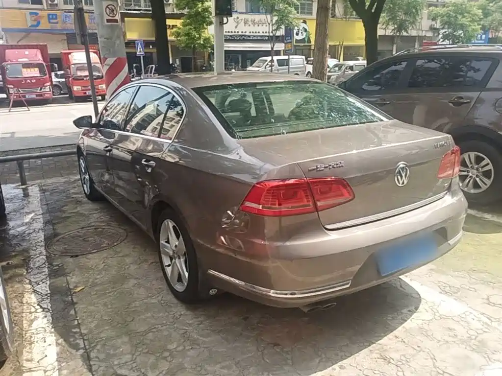 Volkswagen Magotan 2015 Facelift 1.8TSI Premium фото 5