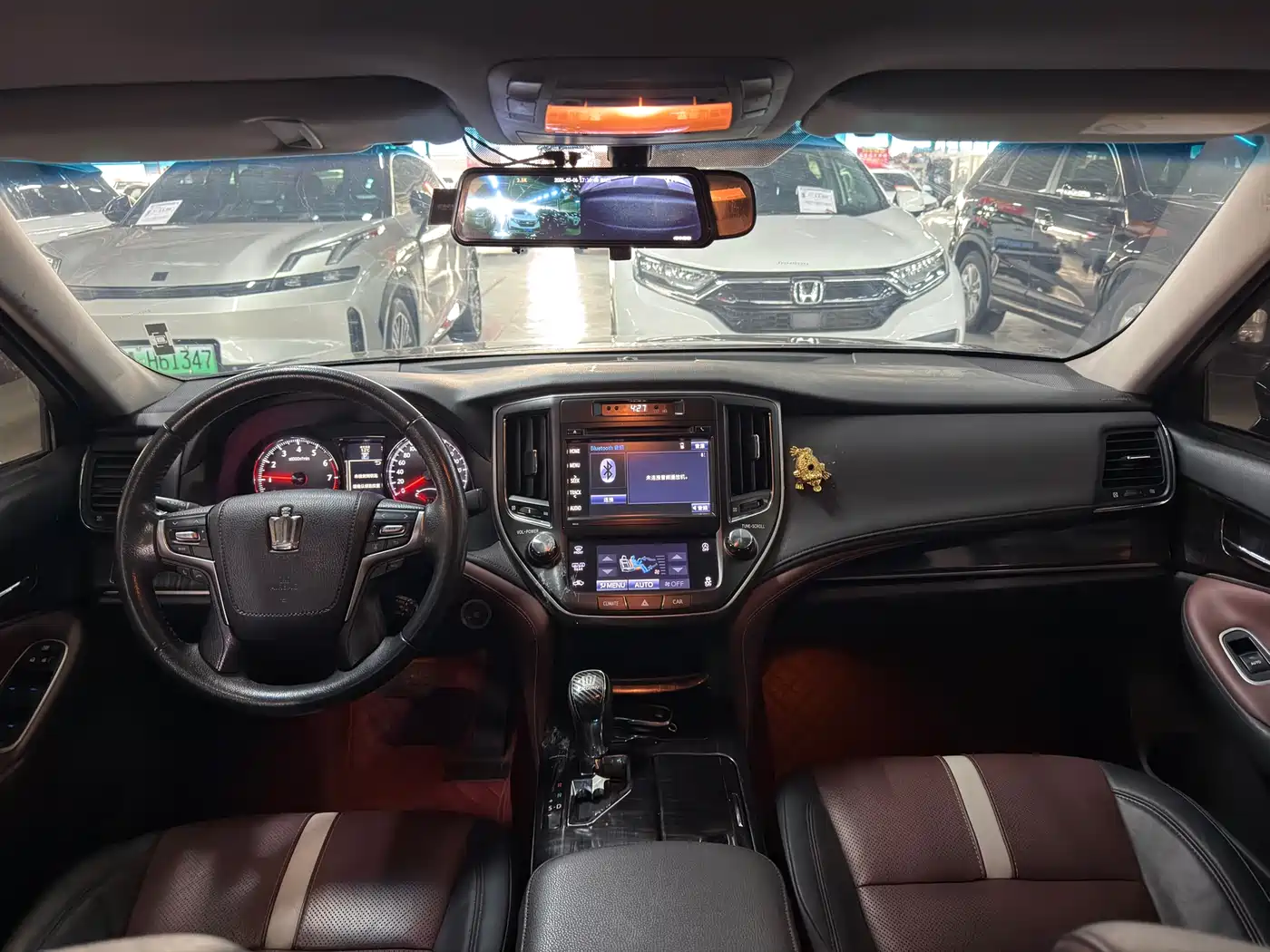Toyota Crown 2015 2.0T Fashion фото 9