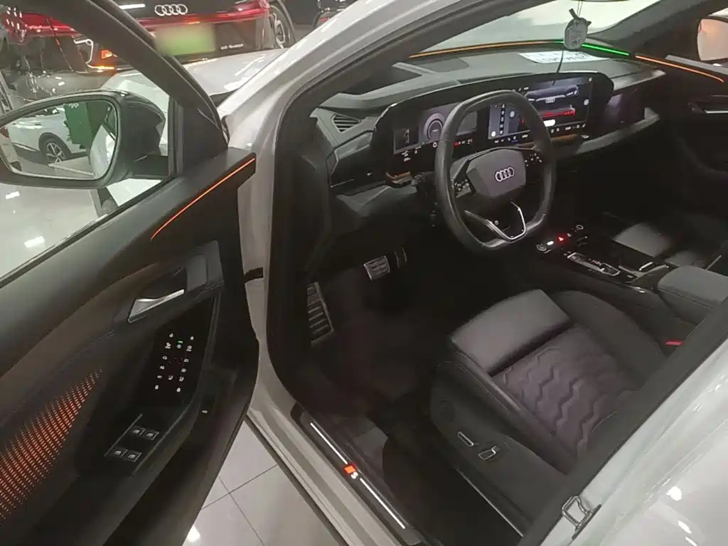 Audi Q6L e-tron 2025 2025 Model Pioneer Edition