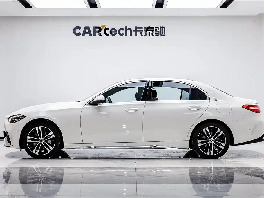 Mercedes-Benz C-Class New Energy 2024 Facelift C 350 eL фото 2