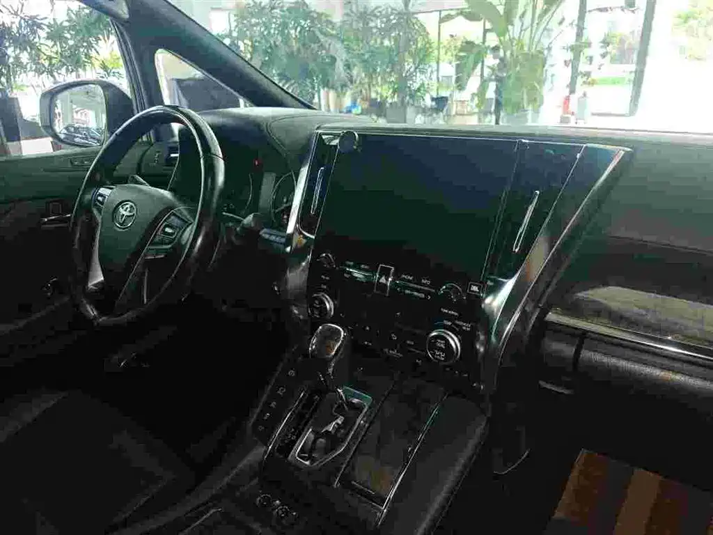 Toyota Vellfire 2020 Twin Engine 2.5L HV Premium Edition фото 11