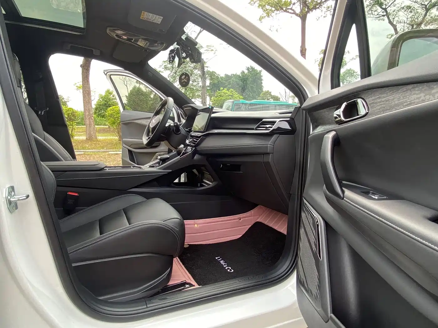Lynk & Co 06 2023 Remix 1.5T Power Halo фото 12