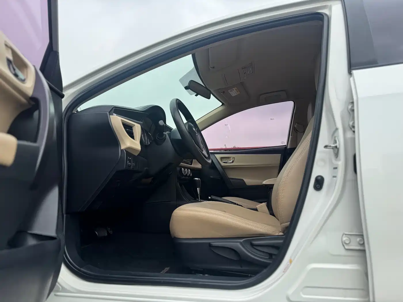 Toyota Levin 2015 1.6E CVT New Edge Edition фото 8