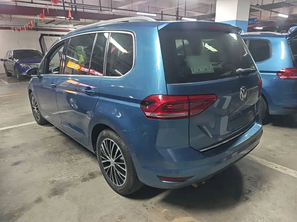 Volkswagen Touran 2016 2016 Touran L 280TSI DSG Luxury