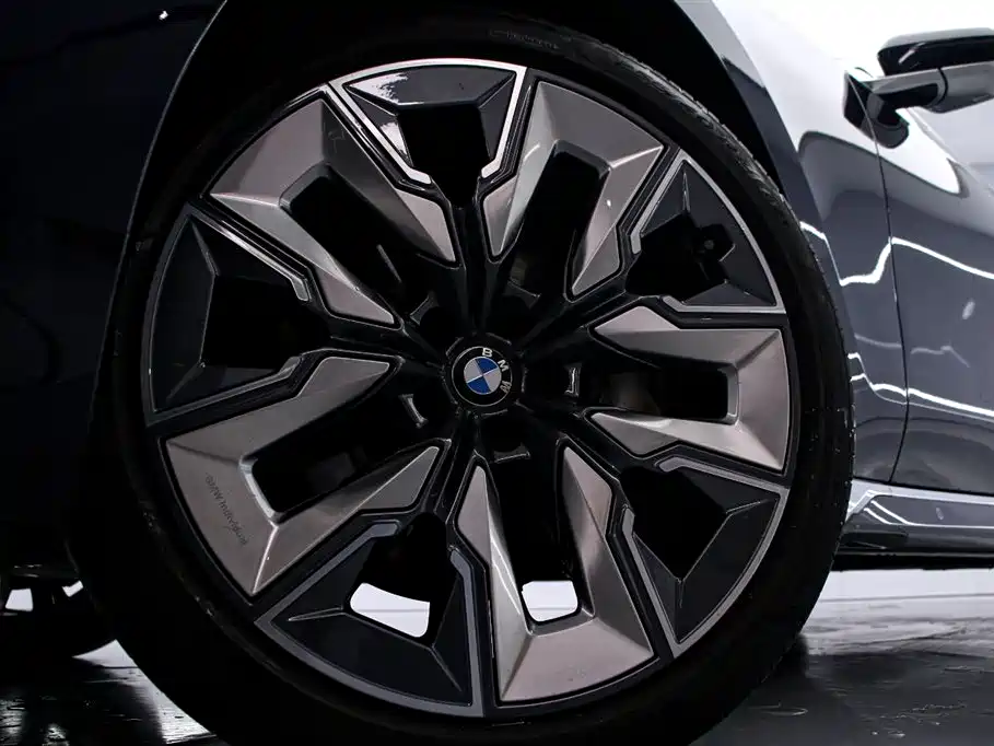BMW 7 Series 2023 Model 740Li Premium Luxury Package фото 16