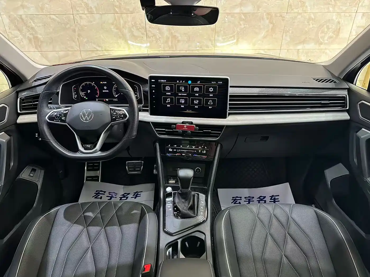 Volkswagen Tiguan L 2023 330TSI Auto 2WD R-Line Premium Edition фото 7