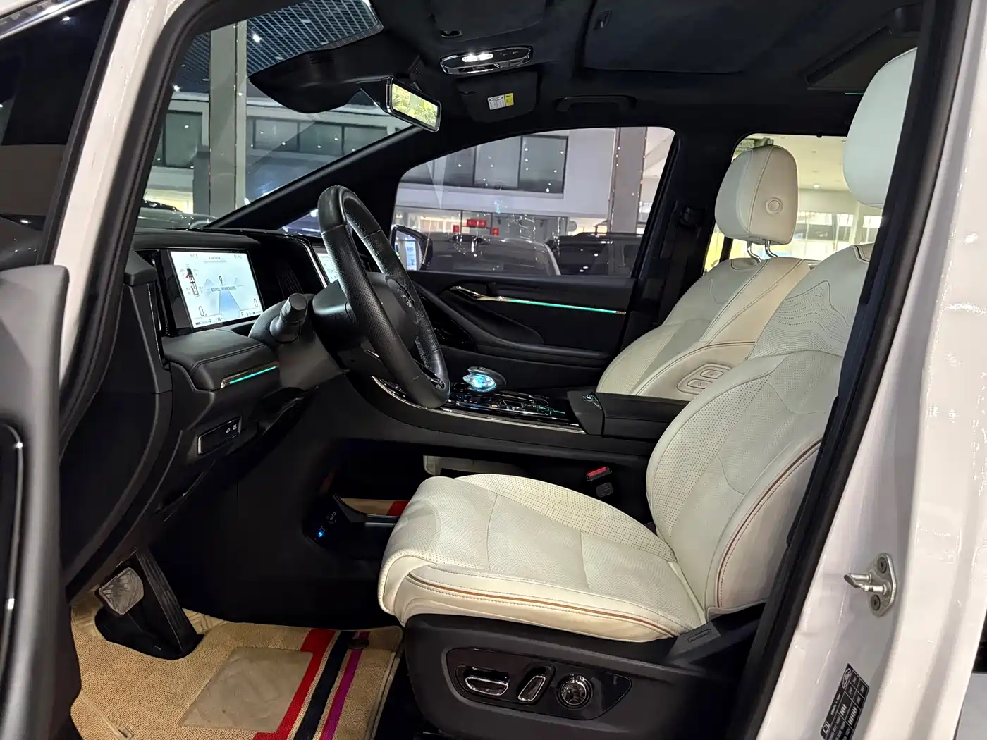 GAC Trumpchi Trumpchi M8 2023 Model Master Series Hybrid Royal Edition фото 3