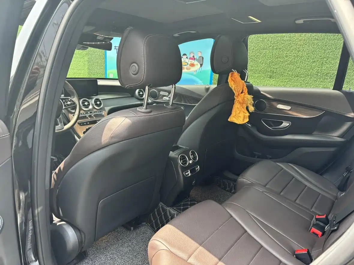 Mercedes-Benz GLC 2022 Model GLC 300 L 4MATIC Luxury Edition фото 9