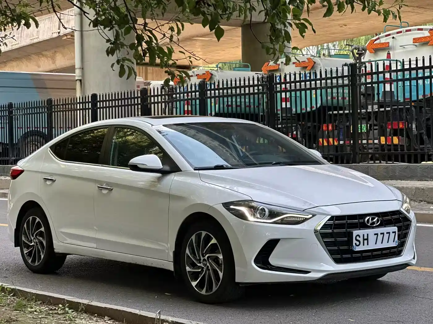 Hyundai Elantra 2020 1.5L CVT Smart Style·Elite фото 7