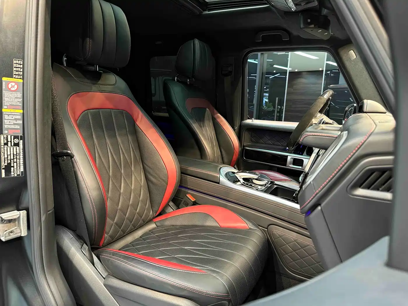 Mercedes-Benz G-Class 2023 G 500 фото 15