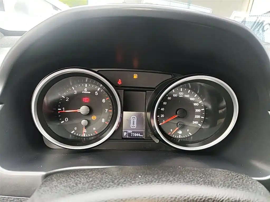 Haval M6 2017 1.5T Automatic 2WD Urban фото 12