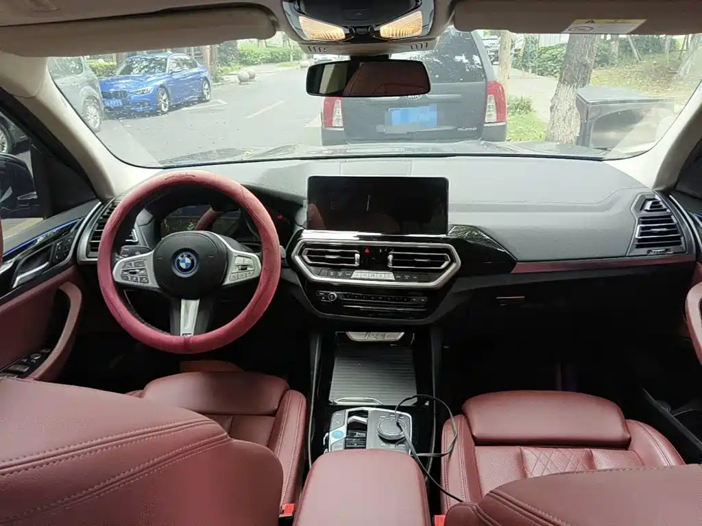 BMW iX3 2024 2023 Leading Type