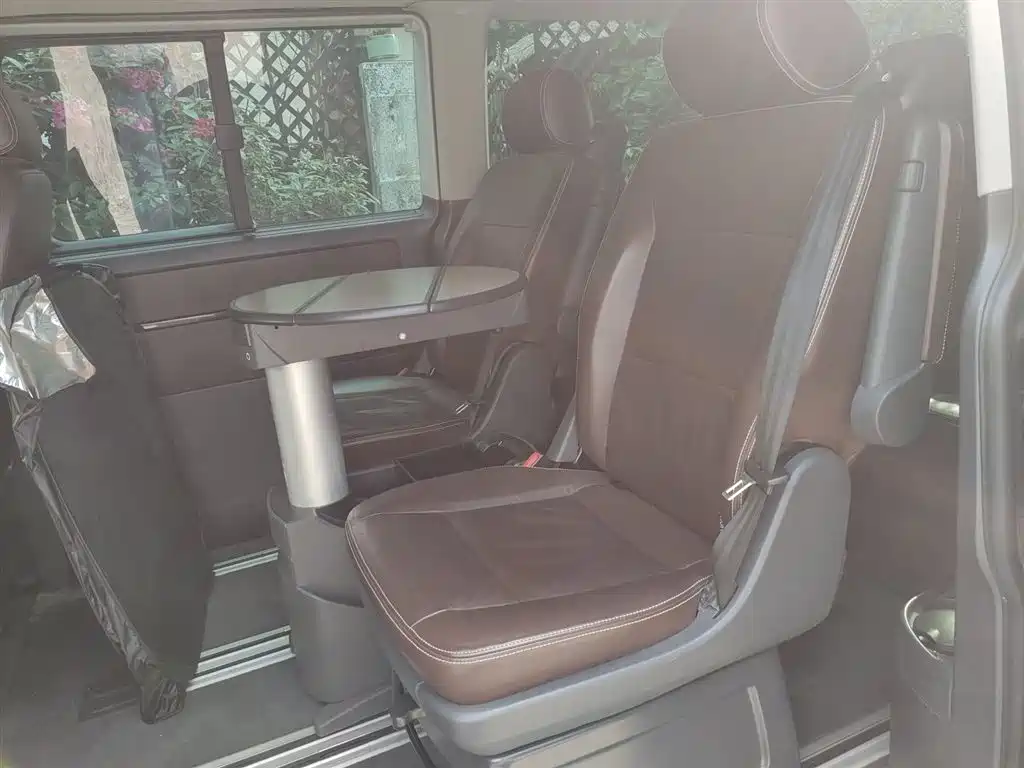 Volkswagen Multivan 2012 2.0TSI 2WD Luxury Edition фото 15