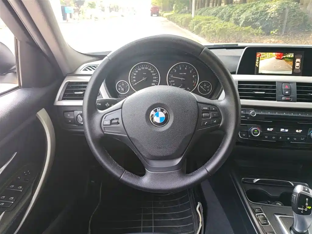 BMW 3 Series 2016 320Li Fashion Model фото 11
