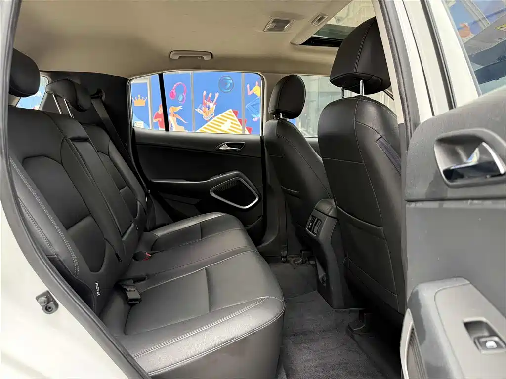 Hyundai Beijing Hyundai ix35 2019 2.0L Automatic 2WD Zhiyong·Smooth Enjoy China VI фото 26